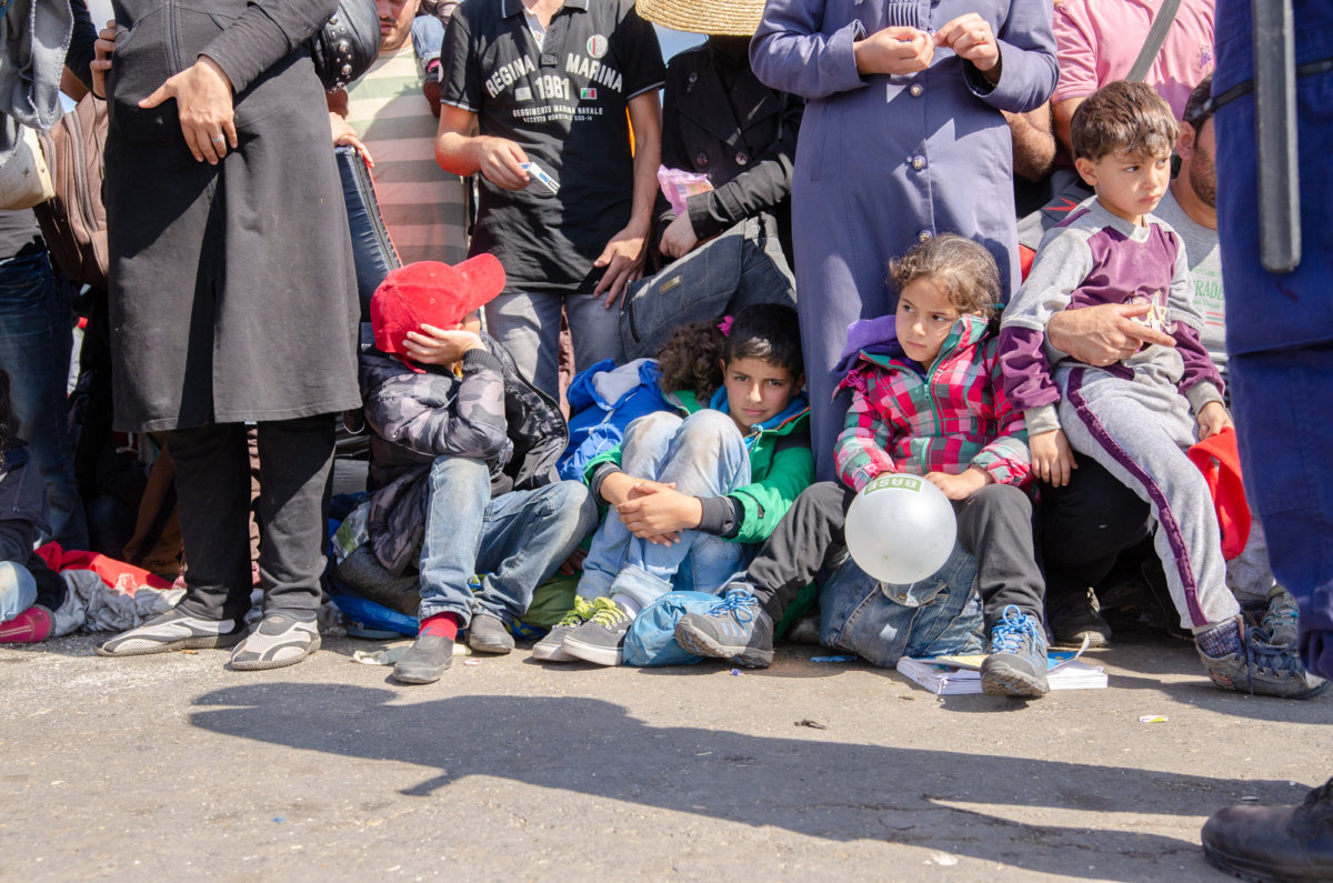 Röszke Refugee Field Camp: Fading Hopes - Hou Hedayat